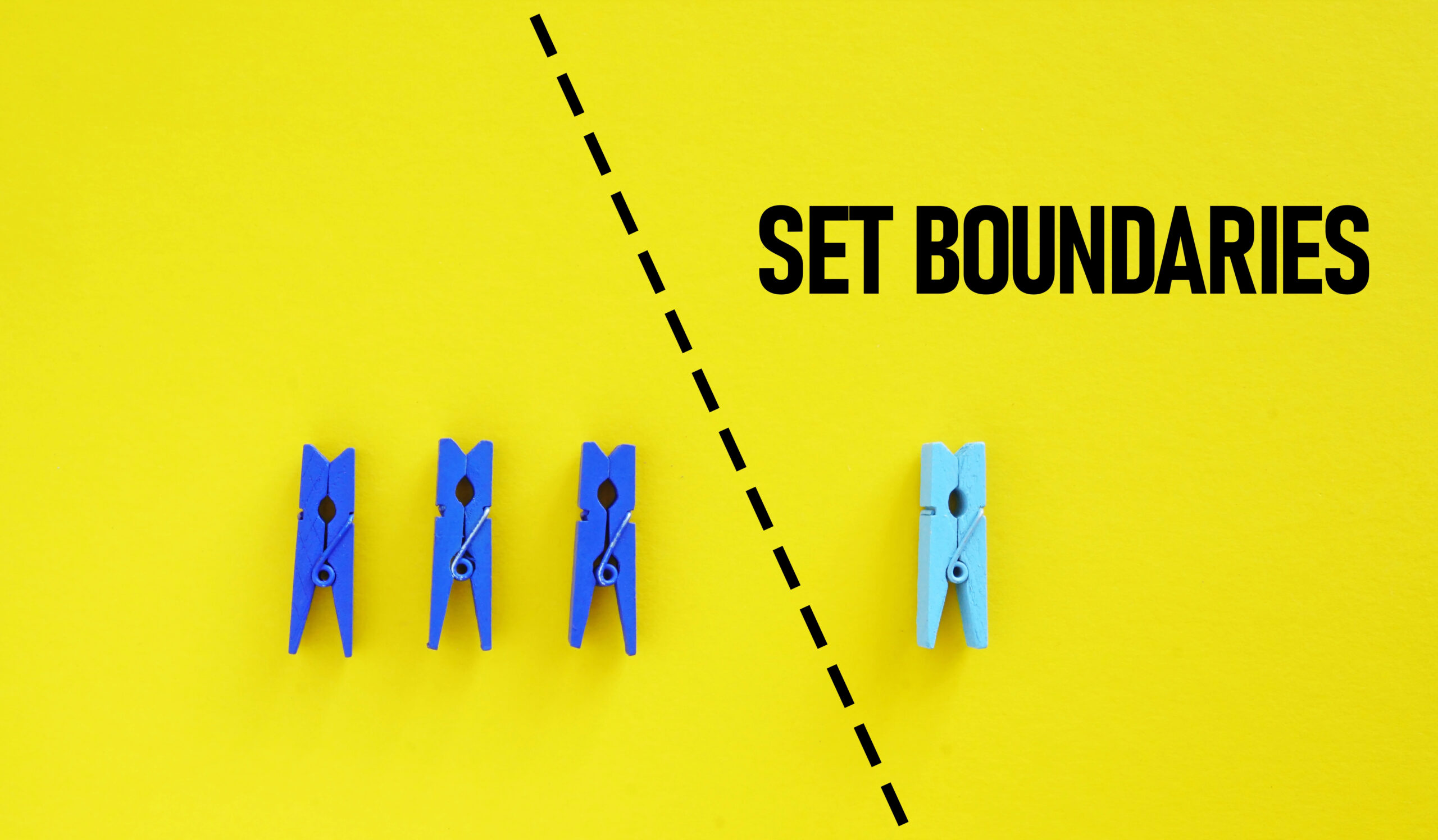 3 pegs and 1 peg separated by a dotted line